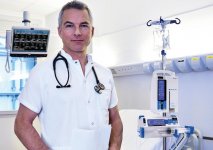 BƠM TIÊM ĐIỆN INfusia (2).jpg